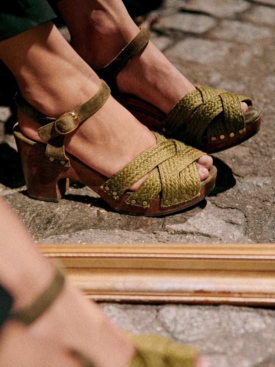 Sezane Shoes - Sézane Isabelle Clogs in Braided Khaki FR 38 / US 7